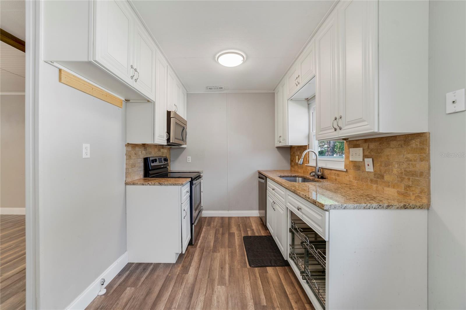 220 COLONY DR, CASSELBERRY, FL, 32707