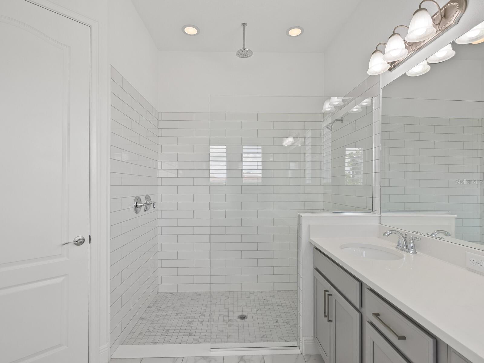 10120 CARNOUSTIE PL, BRADENTON, FL, 34211