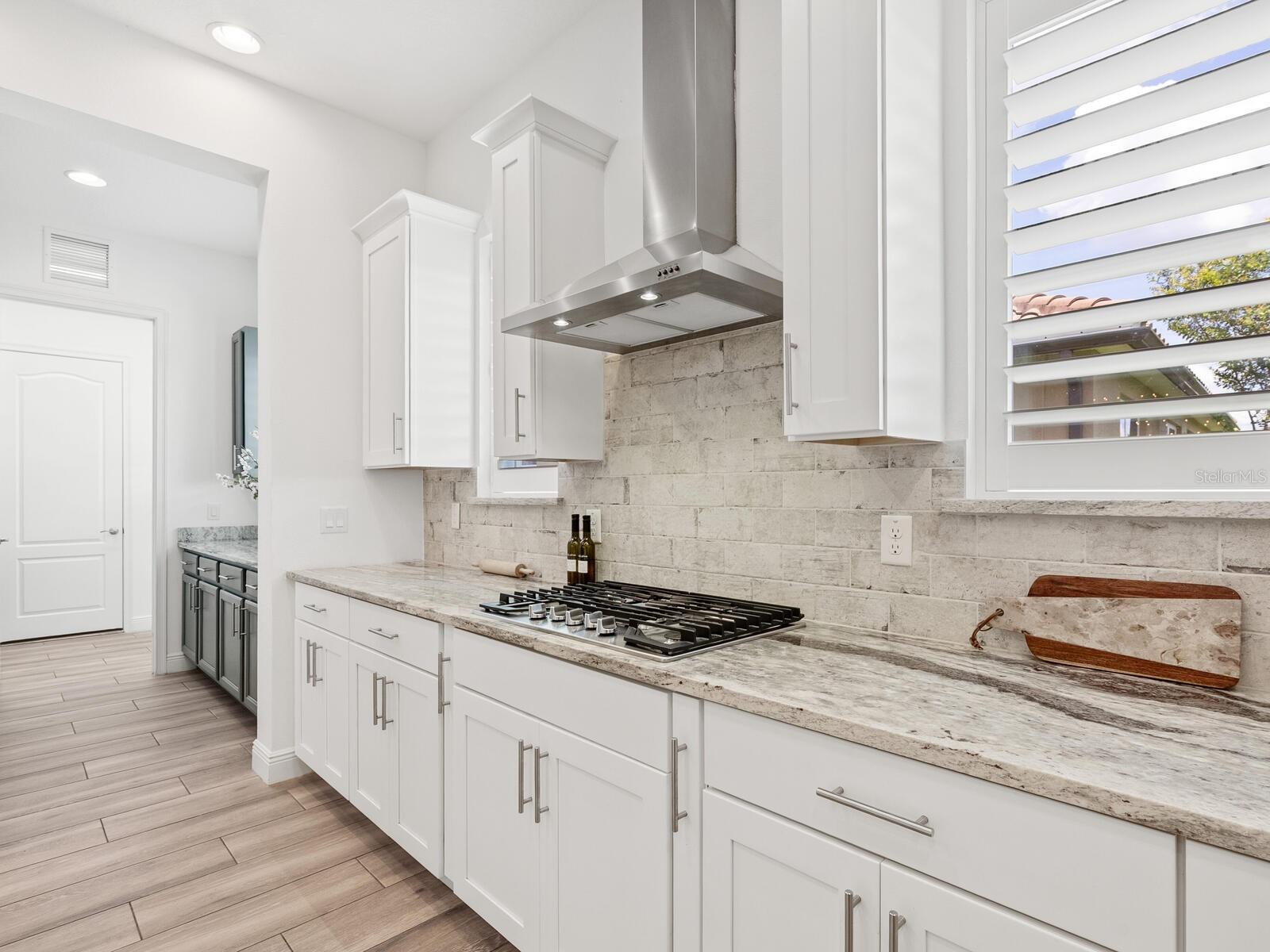 10120 CARNOUSTIE PL, BRADENTON, FL, 34211