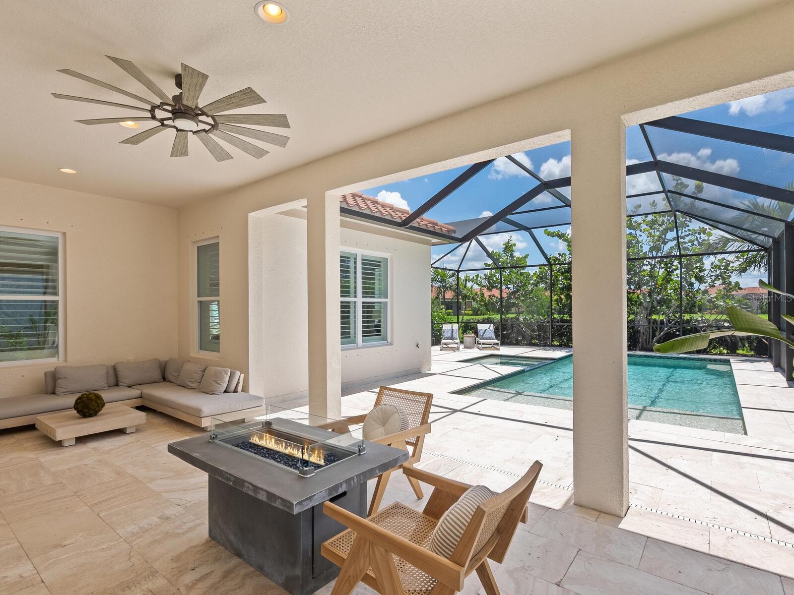 10120 CARNOUSTIE PL, BRADENTON, FL, 34211