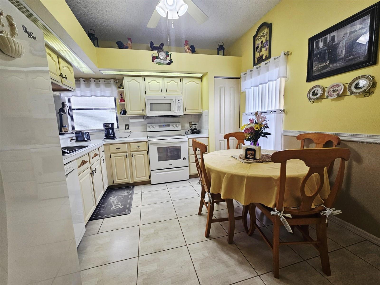 5661 PARKVIEW LAKE DR, ORLANDO, FL, 32821