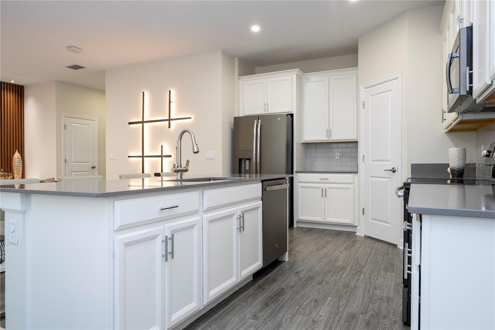 1097 TRAPPERS TRAIL LOOP, DAVENPORT, FL, 33896