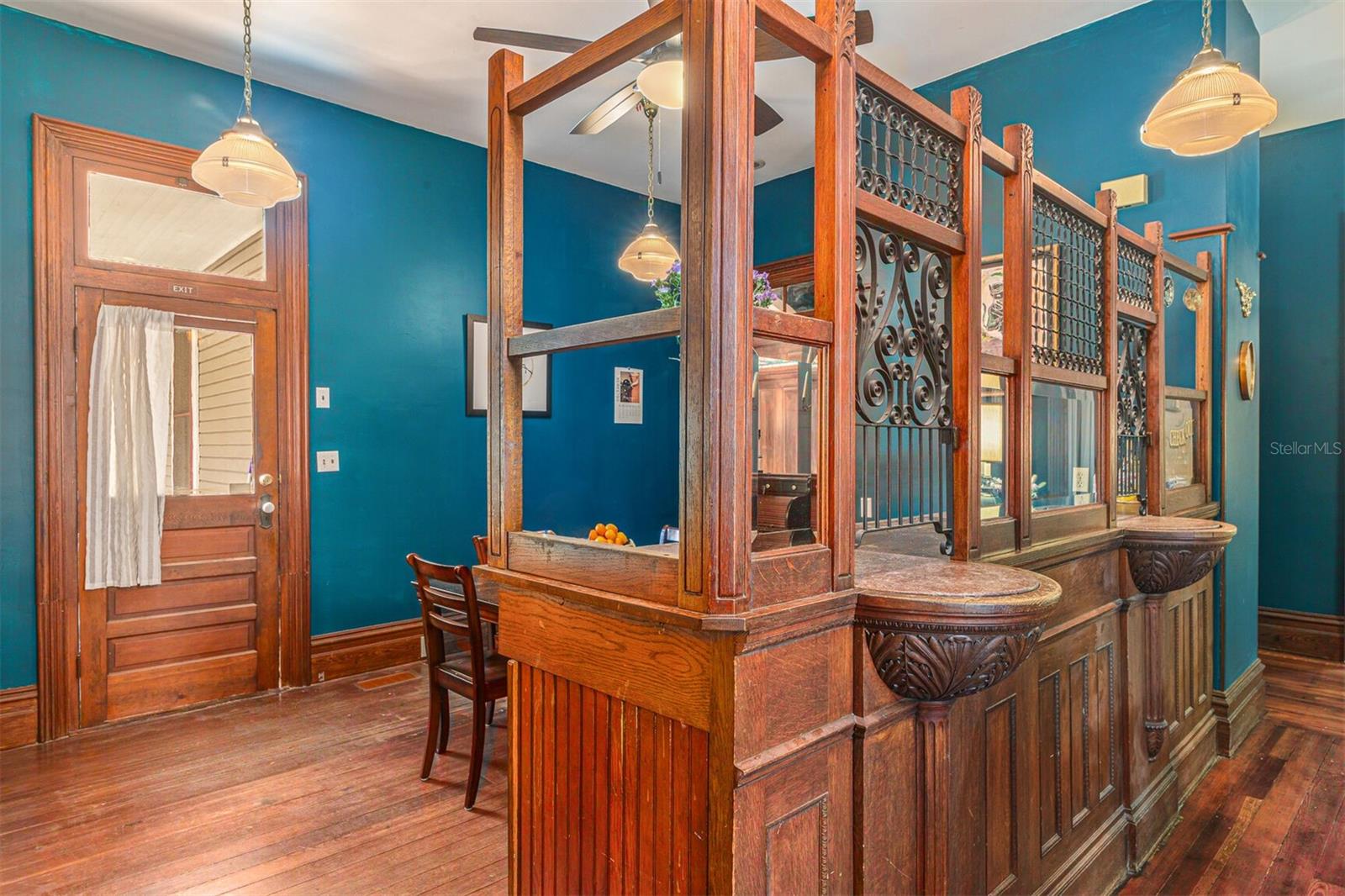 708 E UNIVERSITY AVE, GAINESVILLE, FL, 32601