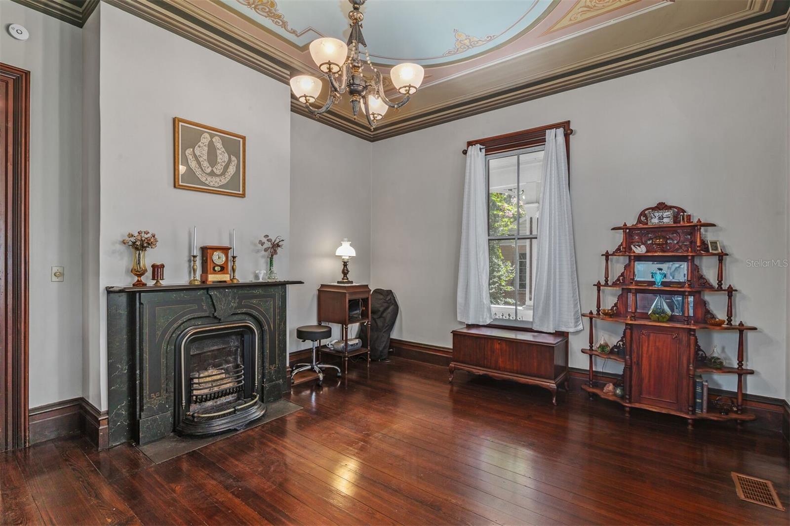 708 E UNIVERSITY AVE, GAINESVILLE, FL, 32601