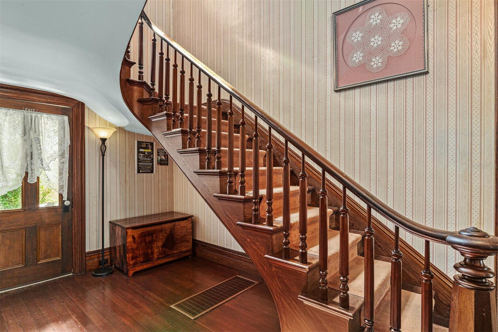 708 E UNIVERSITY AVE, GAINESVILLE, FL, 32601