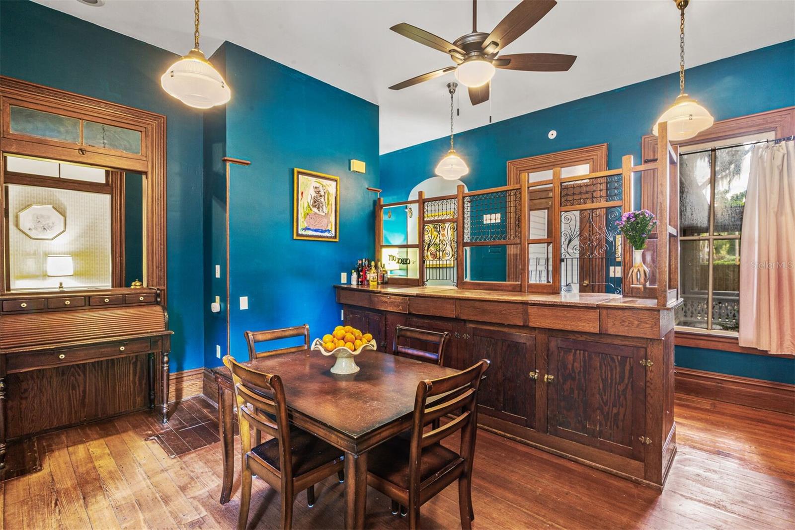 708 E UNIVERSITY AVE, GAINESVILLE, FL, 32601