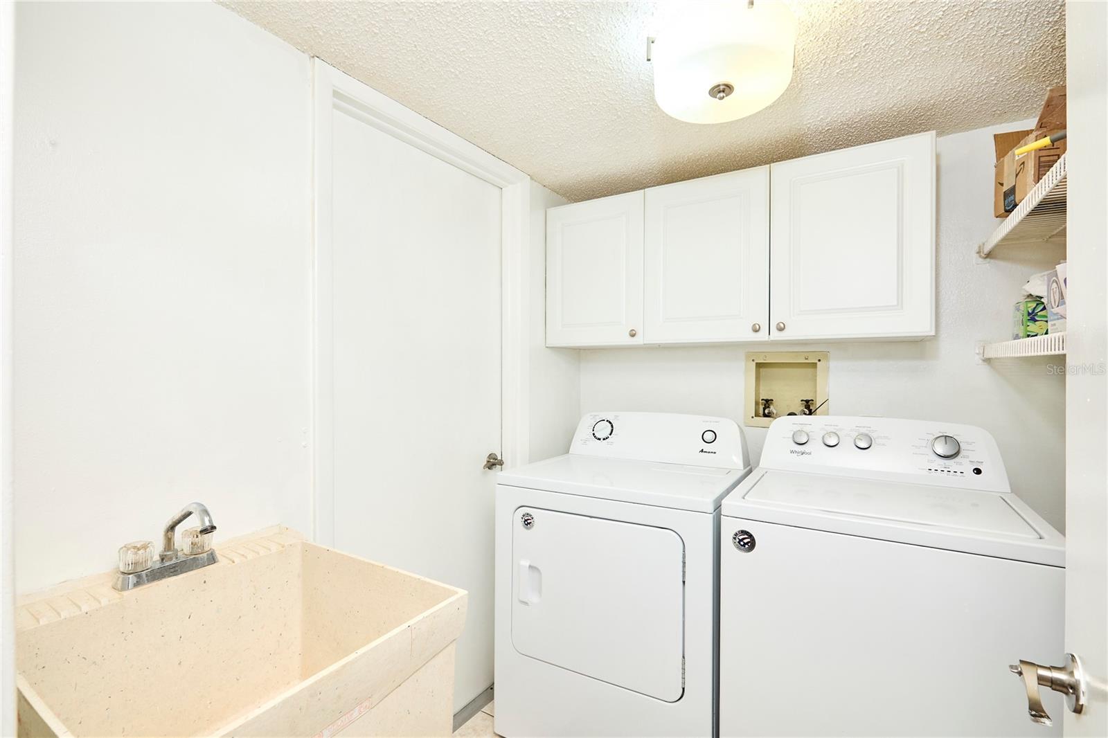 15917 DOVER CLIFFE DR, LUTZ, FL, 33548