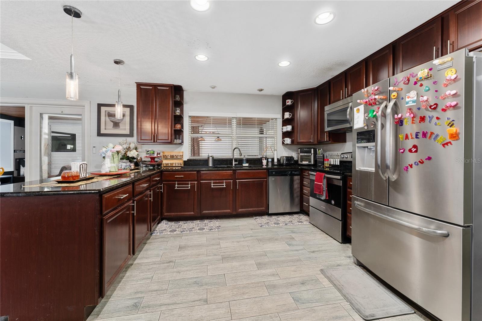 1111 PINAR DR, ORLANDO, FL, 32825