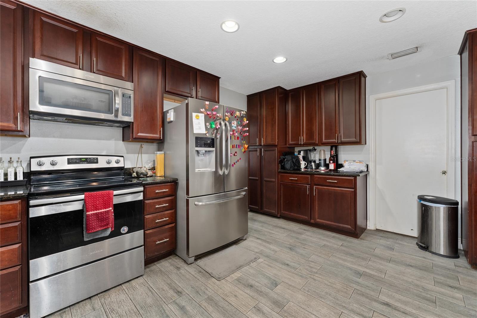 1111 PINAR DR, ORLANDO, FL, 32825