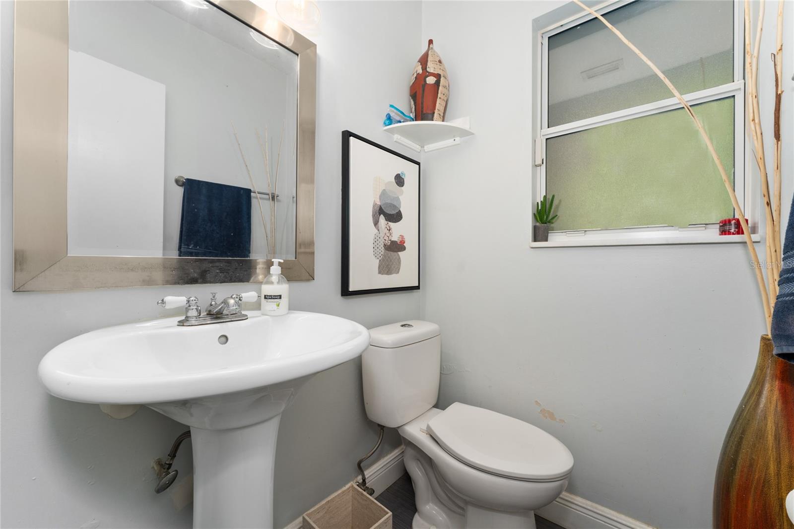 1111 PINAR DR, ORLANDO, FL, 32825