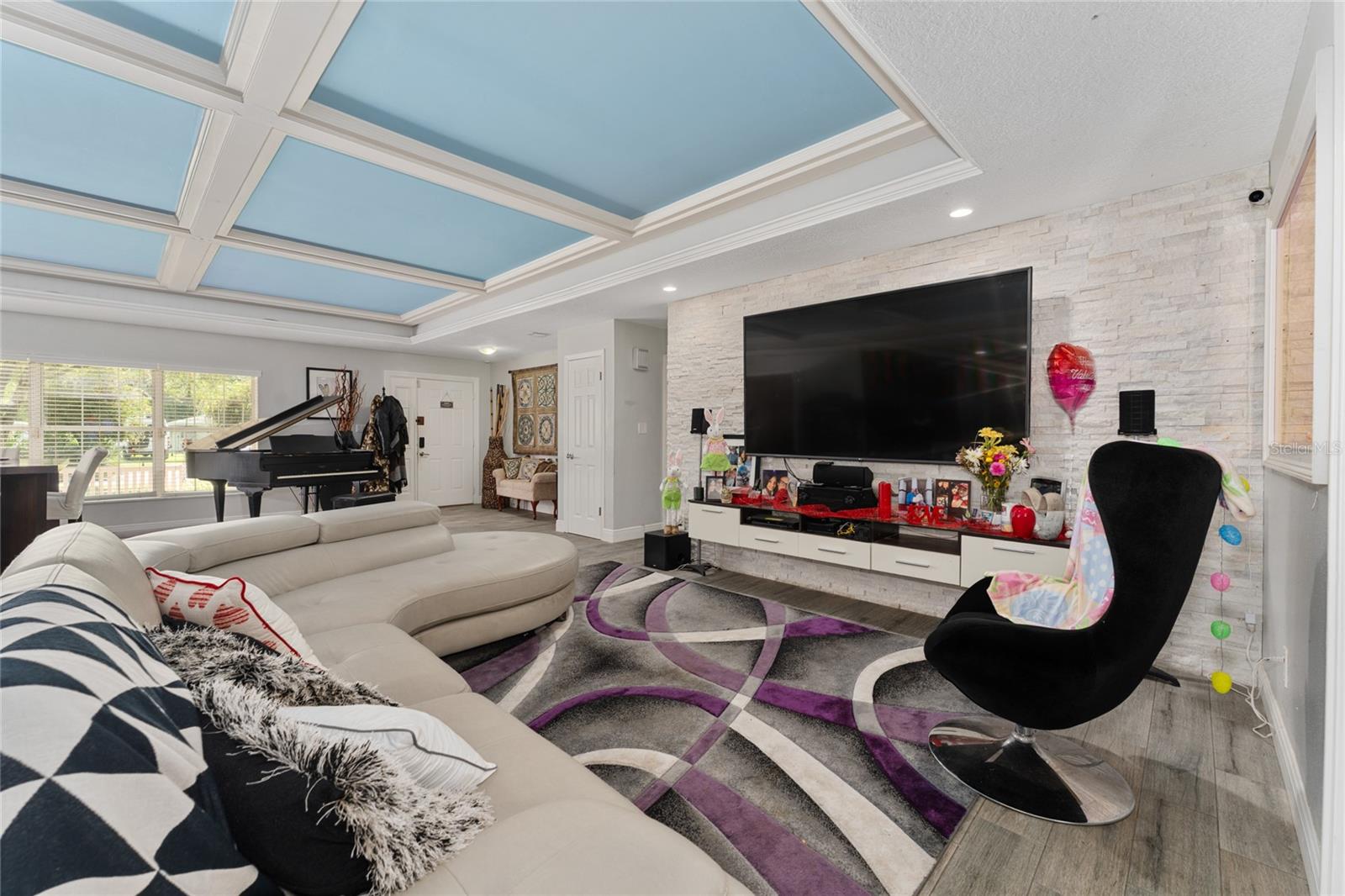 1111 PINAR DR, ORLANDO, FL, 32825