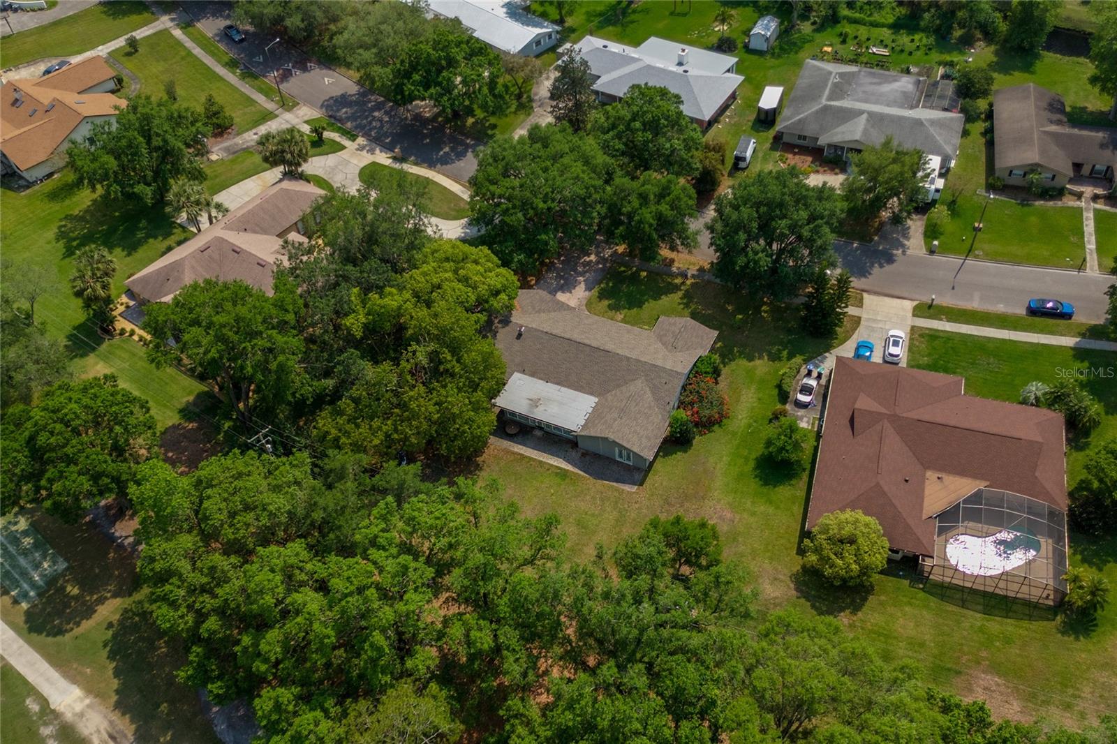 1111 PINAR DR, ORLANDO, FL, 32825