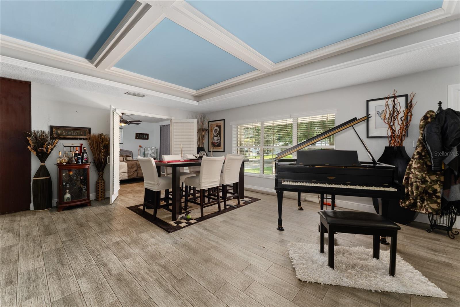 1111 PINAR DR, ORLANDO, FL, 32825