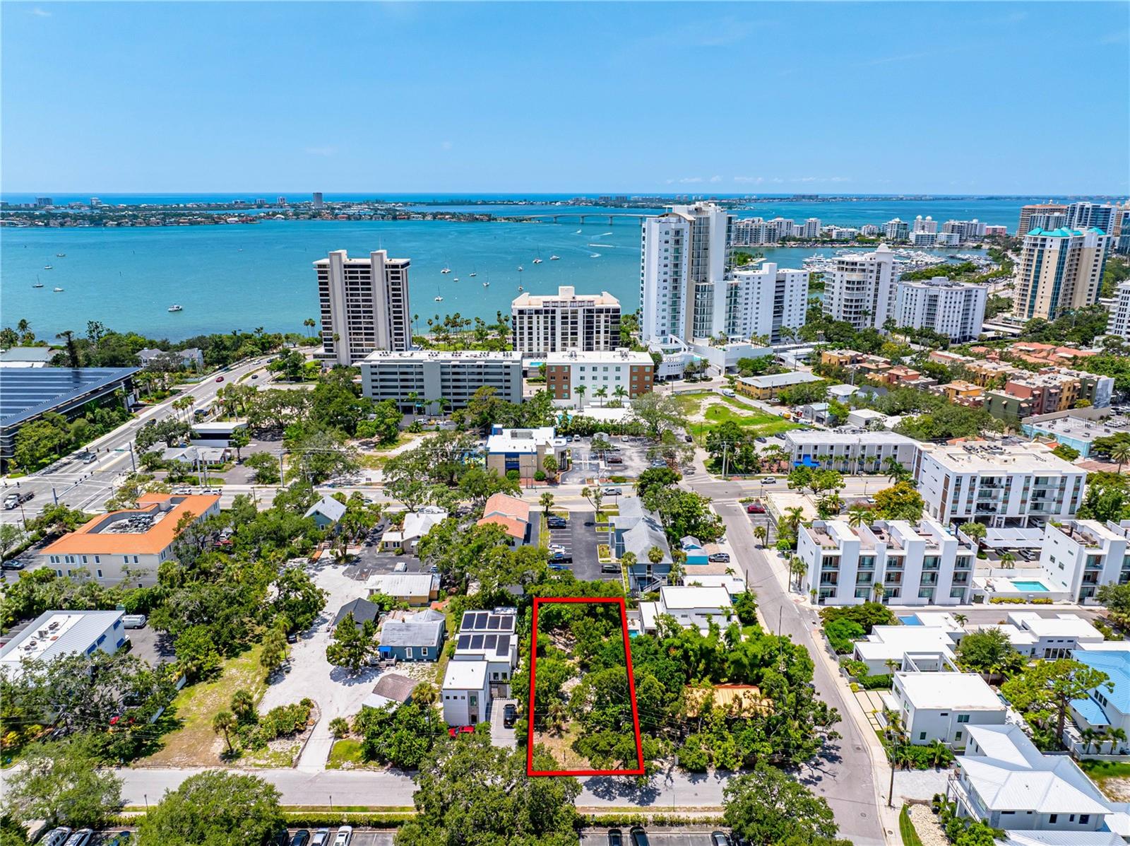 718 HUDSON AVE, SARASOTA, FL, 34236