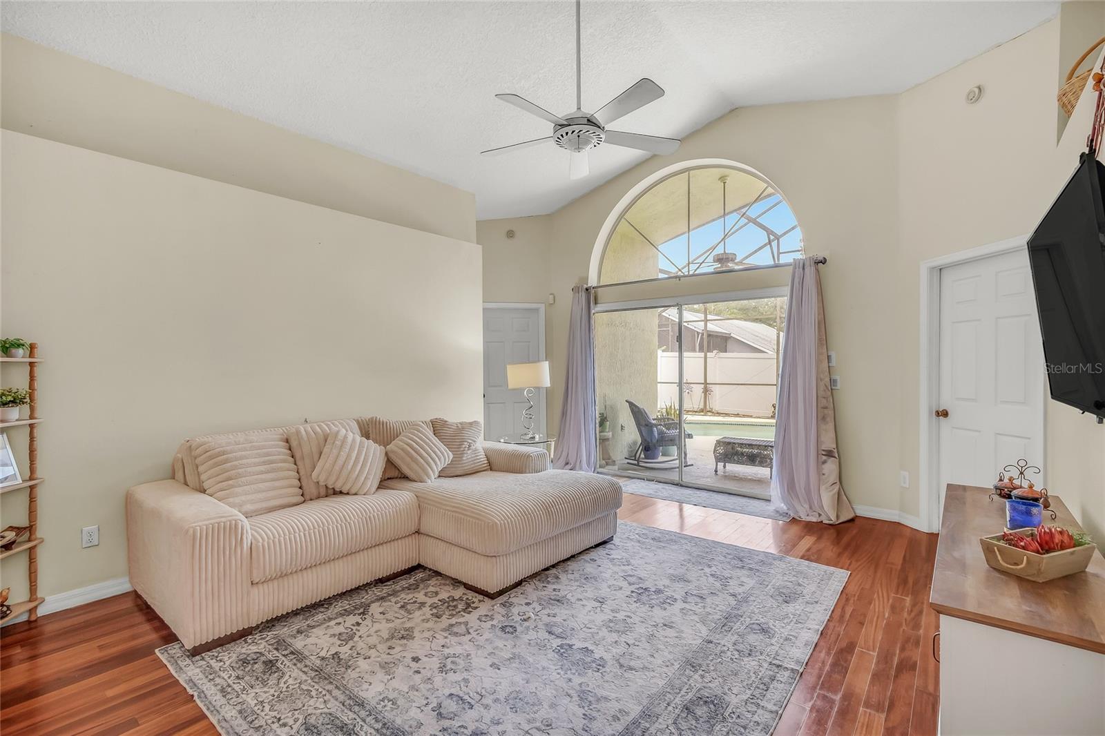 1906 CHATHAMOOR DR, ORLANDO, FL, 32835