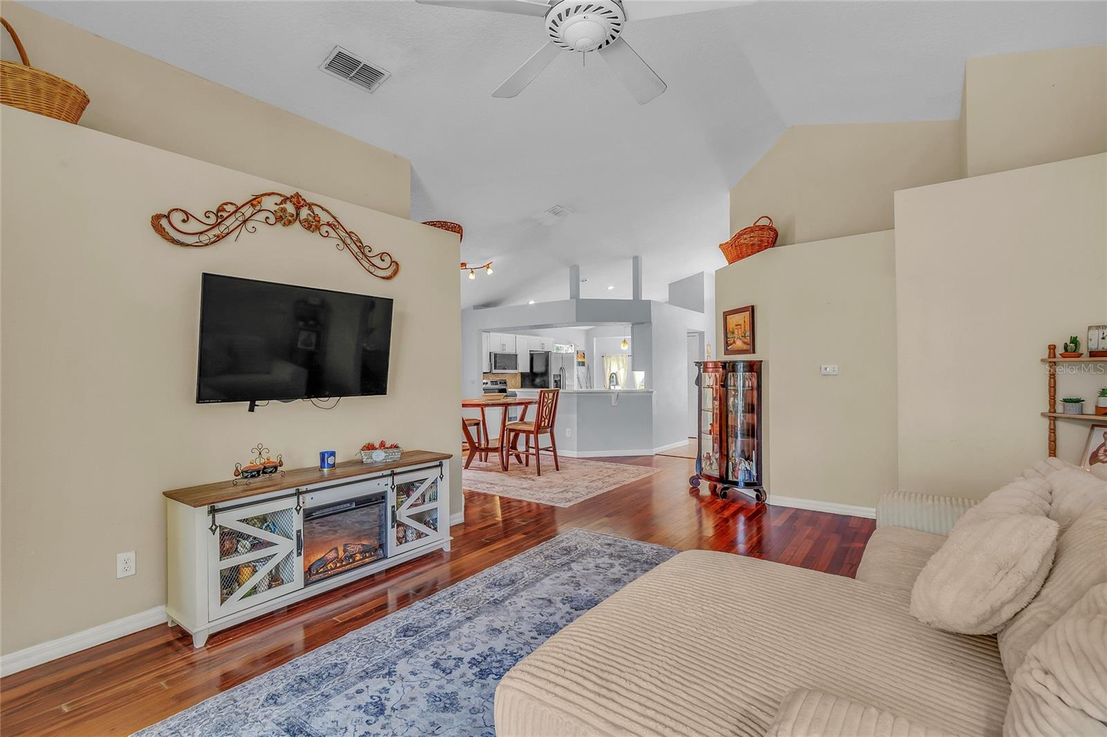 1906 CHATHAMOOR DR, ORLANDO, FL, 32835