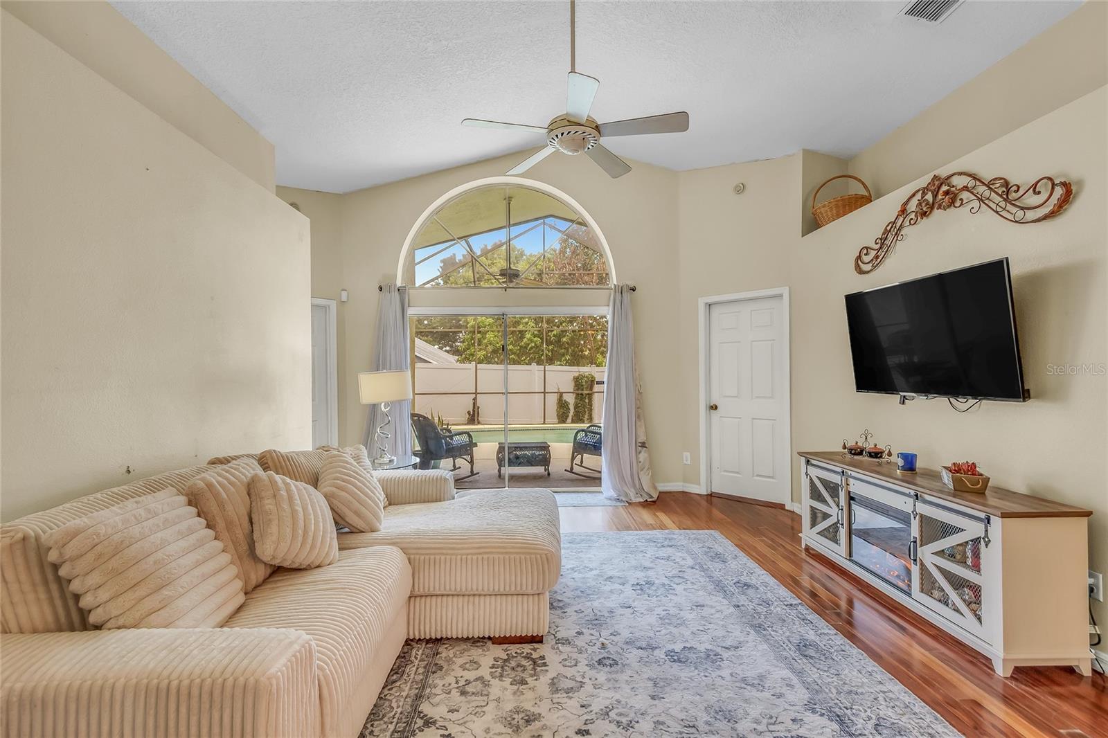 1906 CHATHAMOOR DR, ORLANDO, FL, 32835