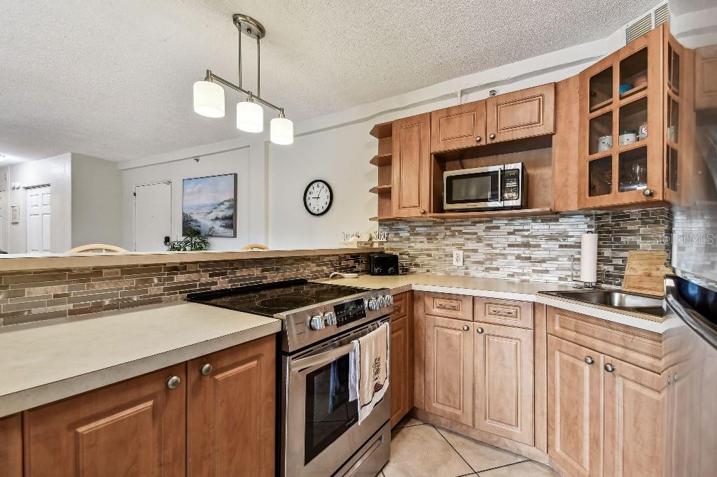 TB8396974 Property Photo