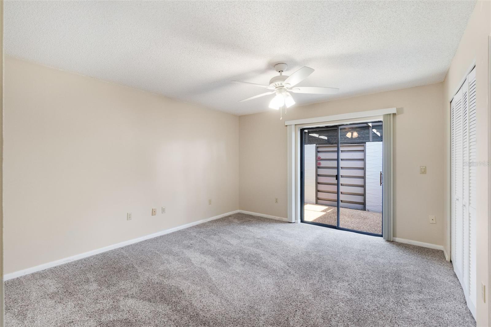 A4655910 Property Photo
