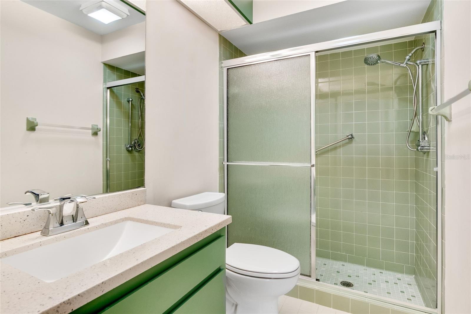 A4655910 Property Photo