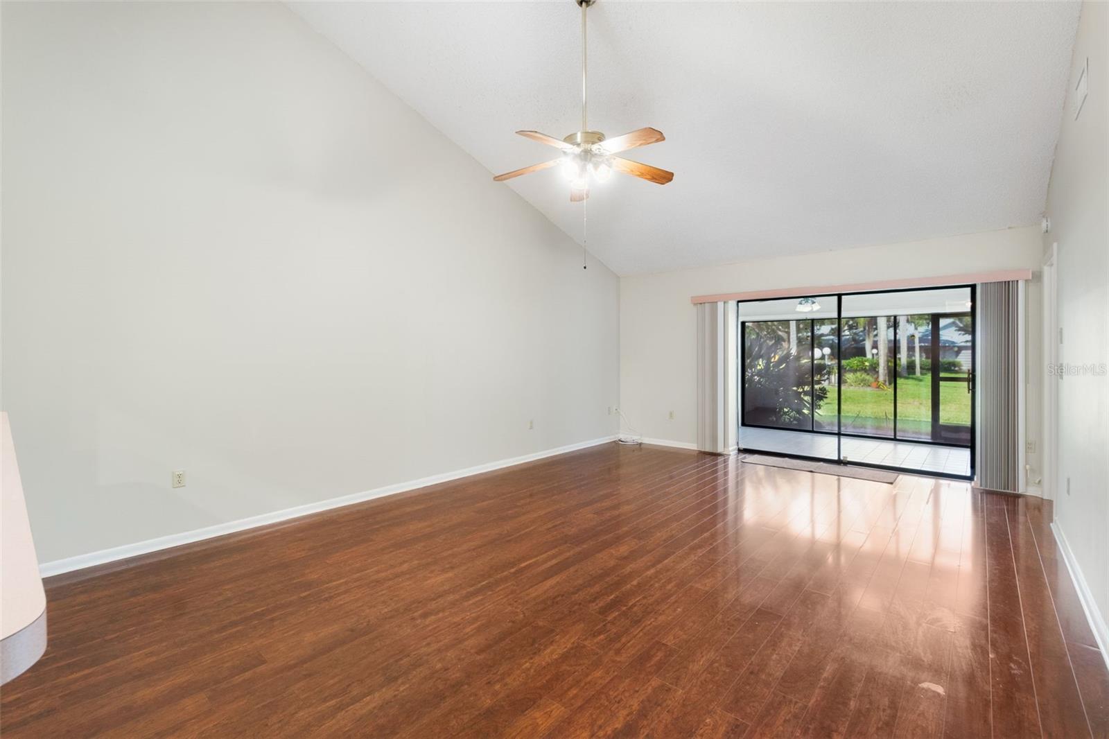 A4655910 Property Photo
