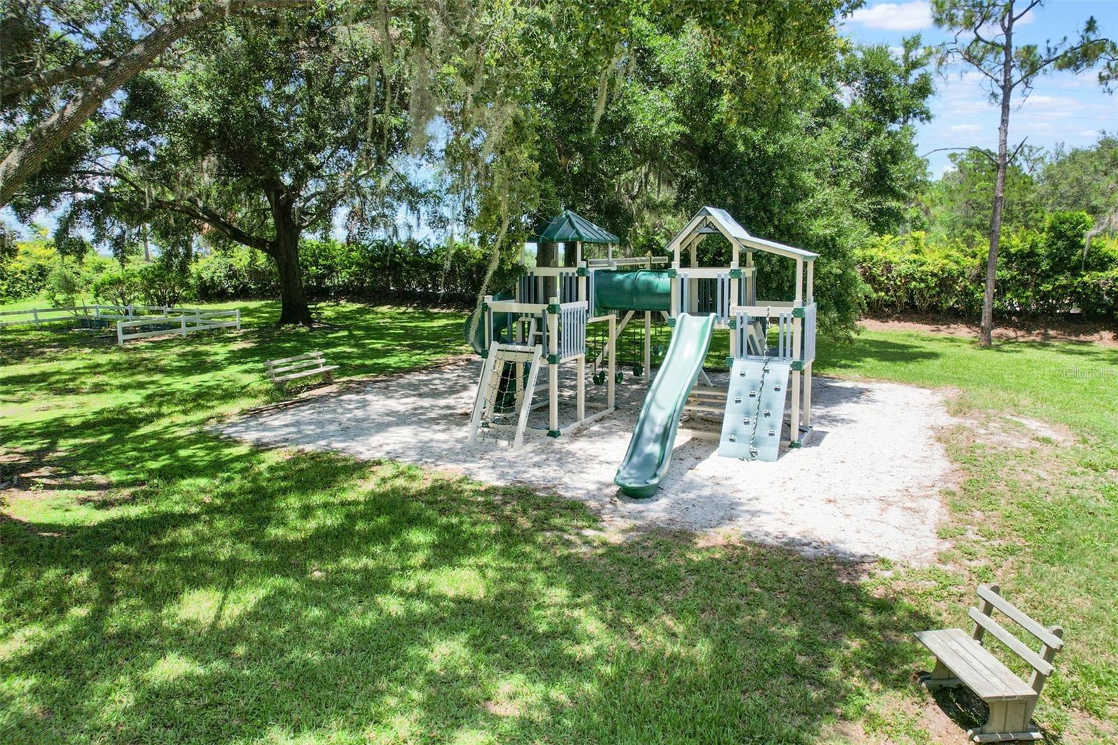6036 TOPSAIL RD, LADY LAKE, FL, 32159