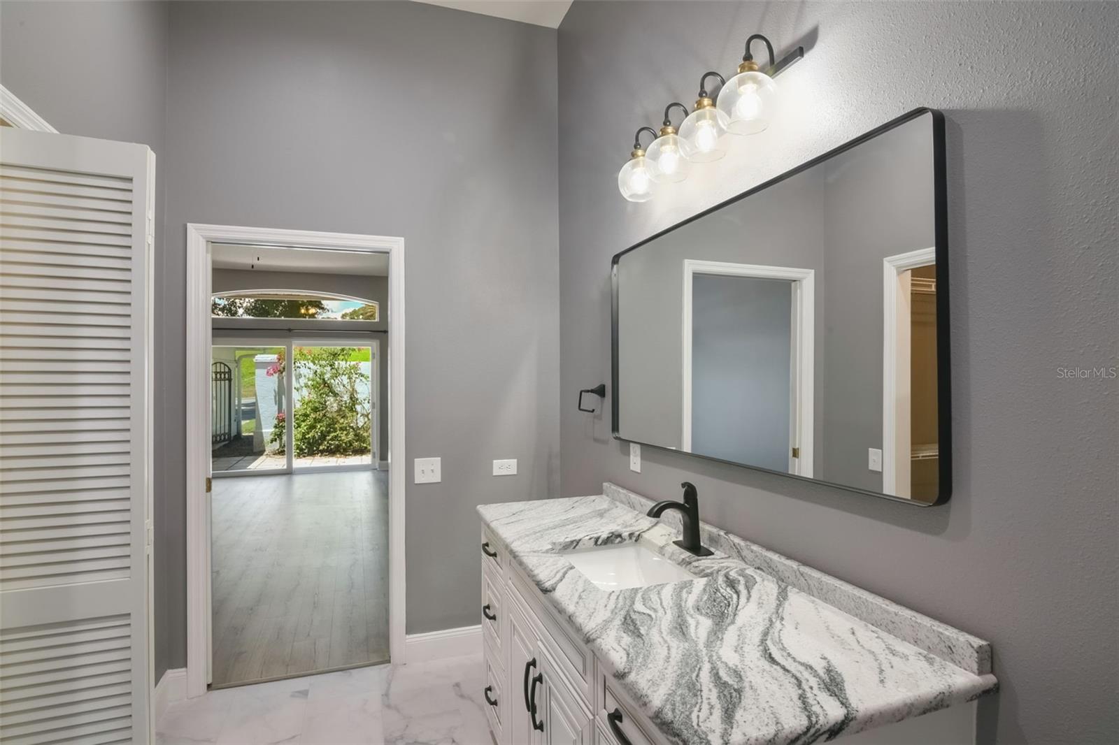 6036 TOPSAIL RD, LADY LAKE, FL, 32159