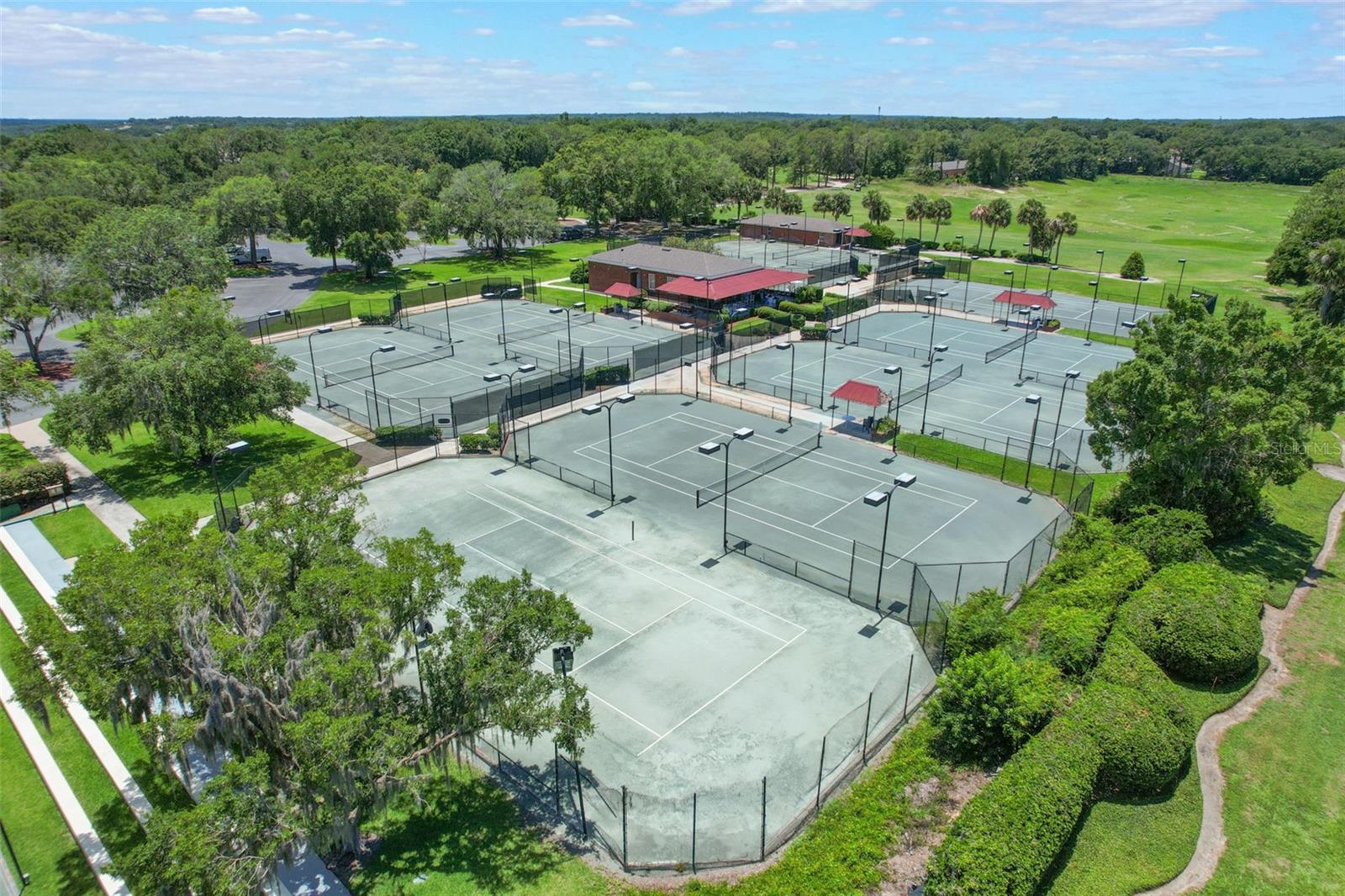 6036 TOPSAIL RD, LADY LAKE, FL, 32159