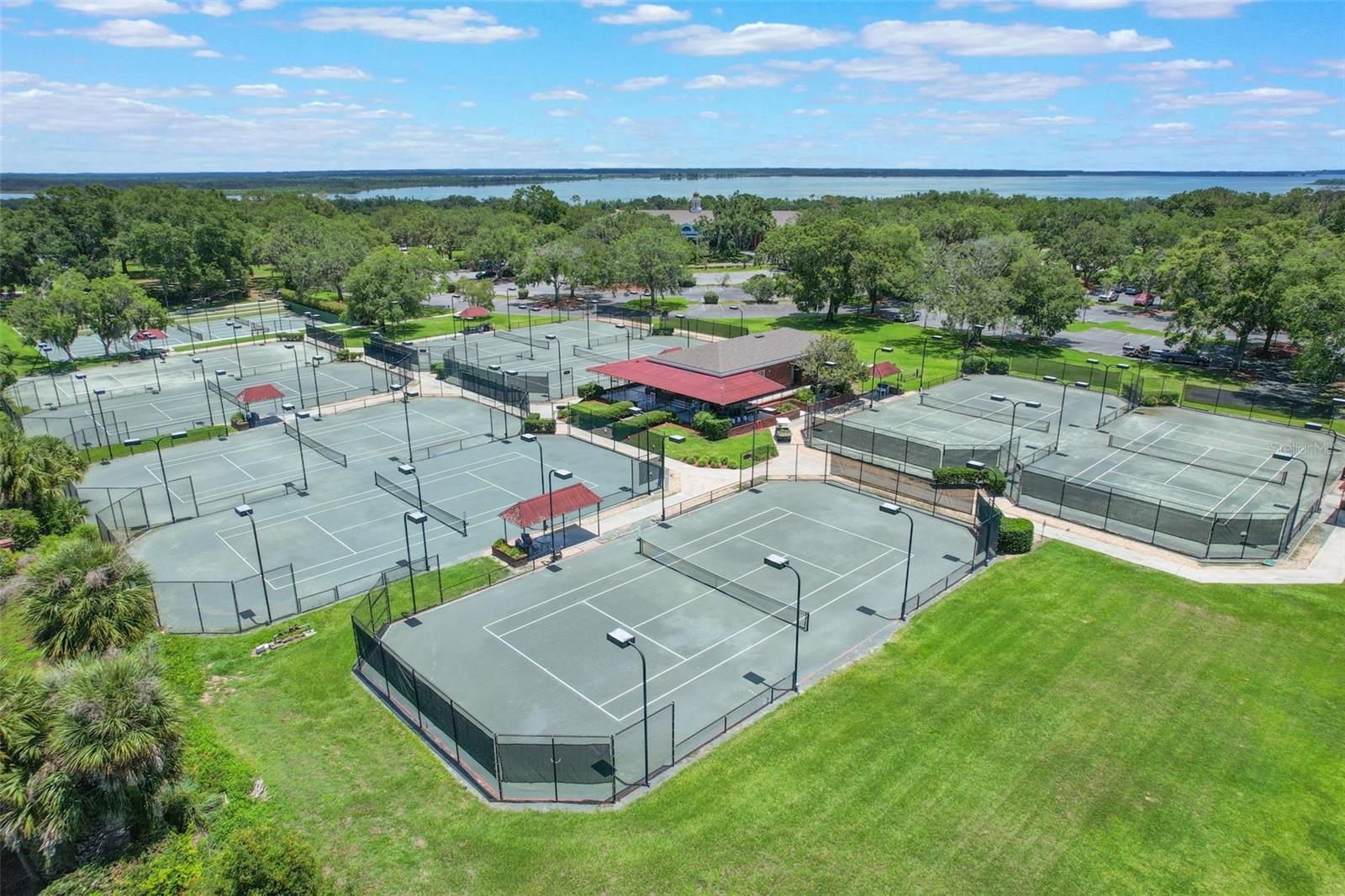 6036 TOPSAIL RD, LADY LAKE, FL, 32159