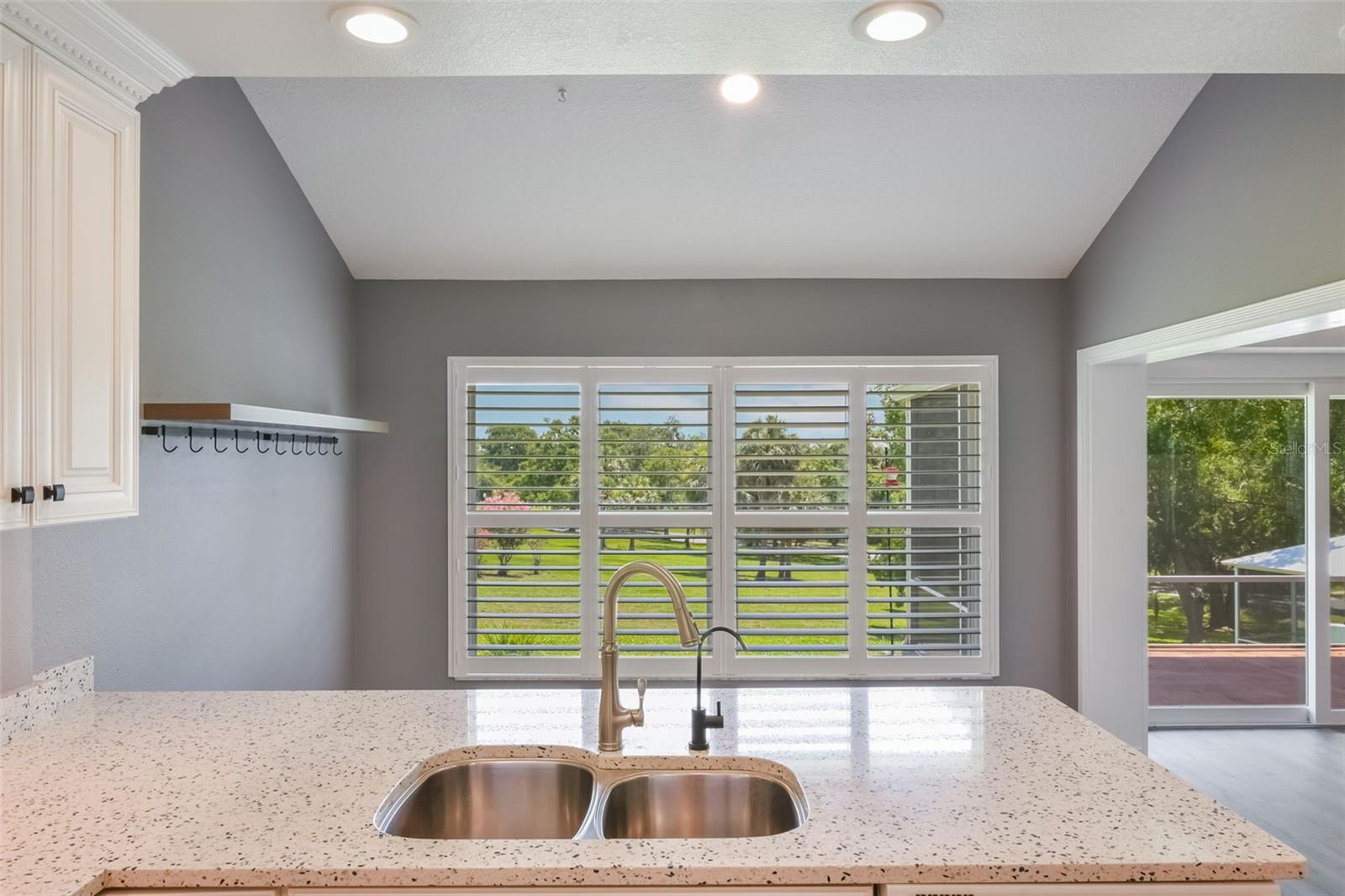 6036 TOPSAIL RD, LADY LAKE, FL, 32159