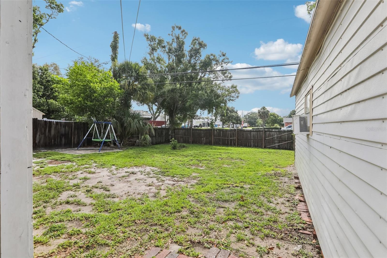 109 EMERALD LN, LARGO, FL, 33771