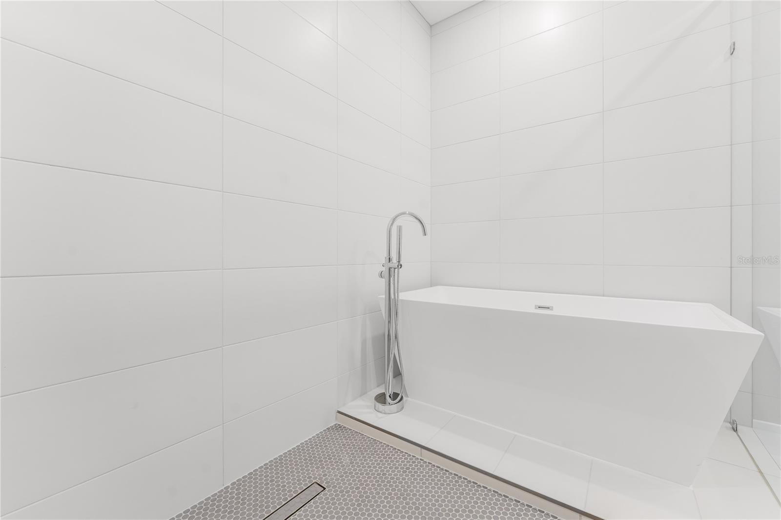 15942 VETTA DR, BELLA COLLINA, FL, 34756