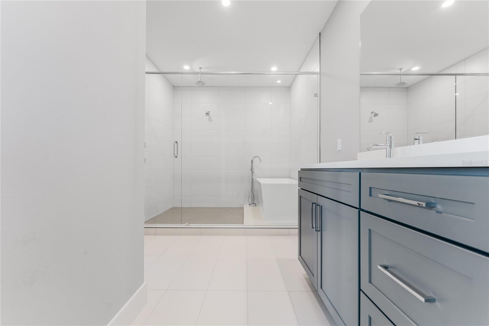 15942 VETTA DR, BELLA COLLINA, FL, 34756