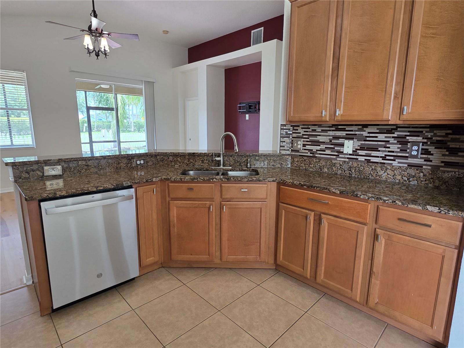 4732 MAPLETREE LOOP, WESLEY CHAPEL, FL, 33544