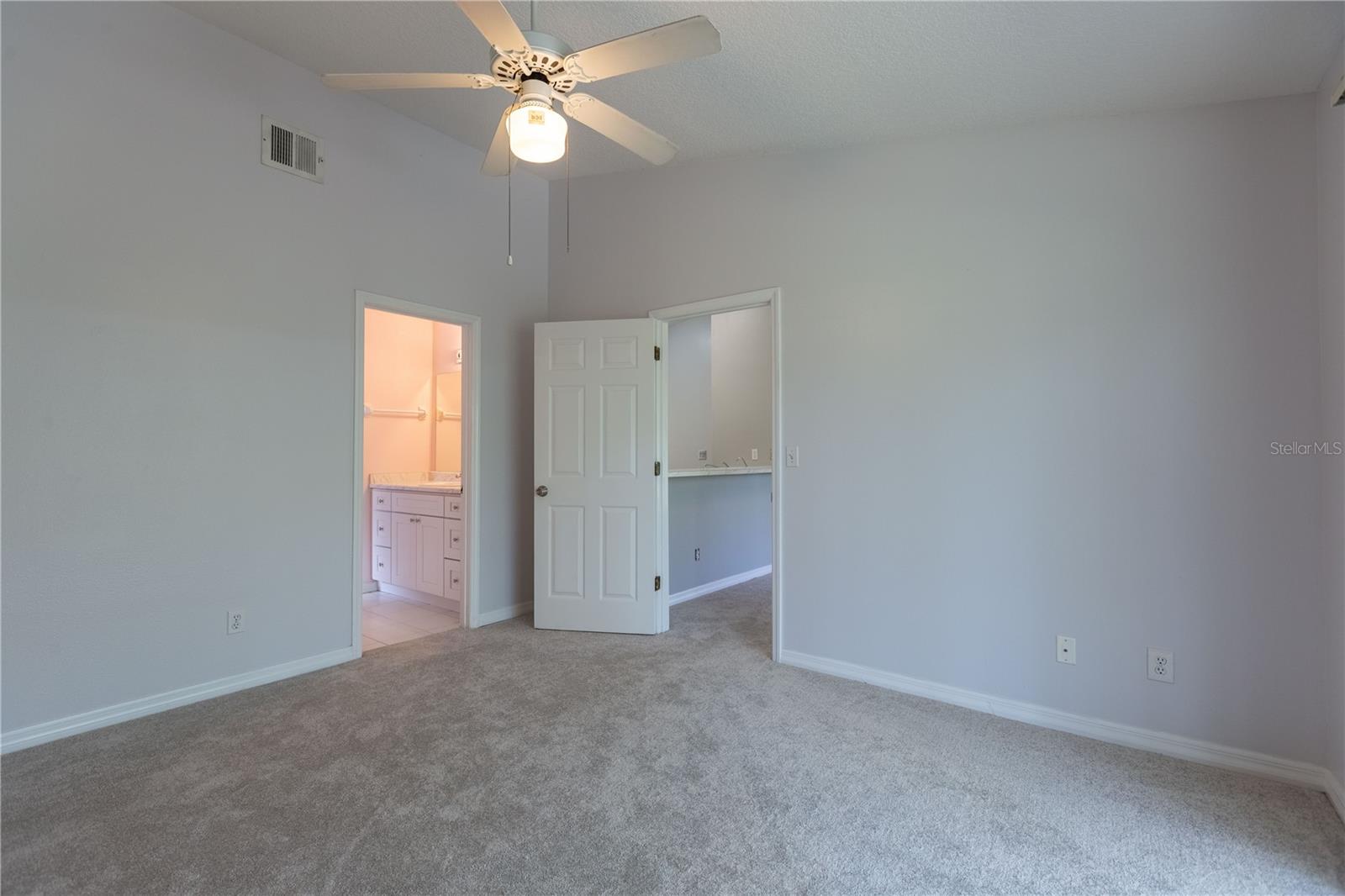 300 E WASHINGTON ST, MINNEOLA, FL, 34715