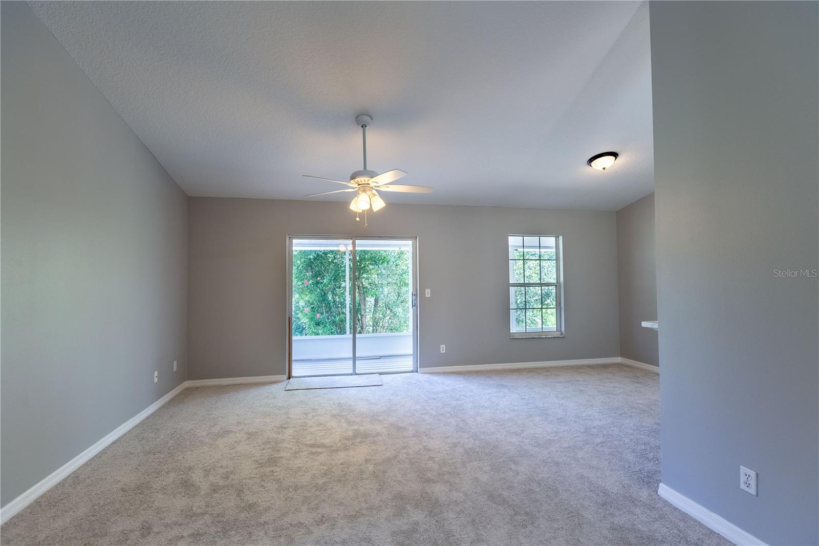 300 E WASHINGTON ST, MINNEOLA, FL, 34715