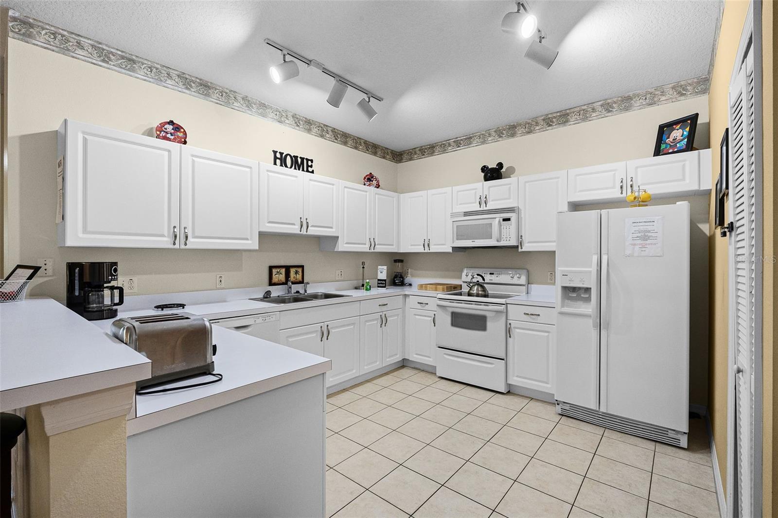 3111 SUN LAKE CT #B, KISSIMMEE, FL, 34747