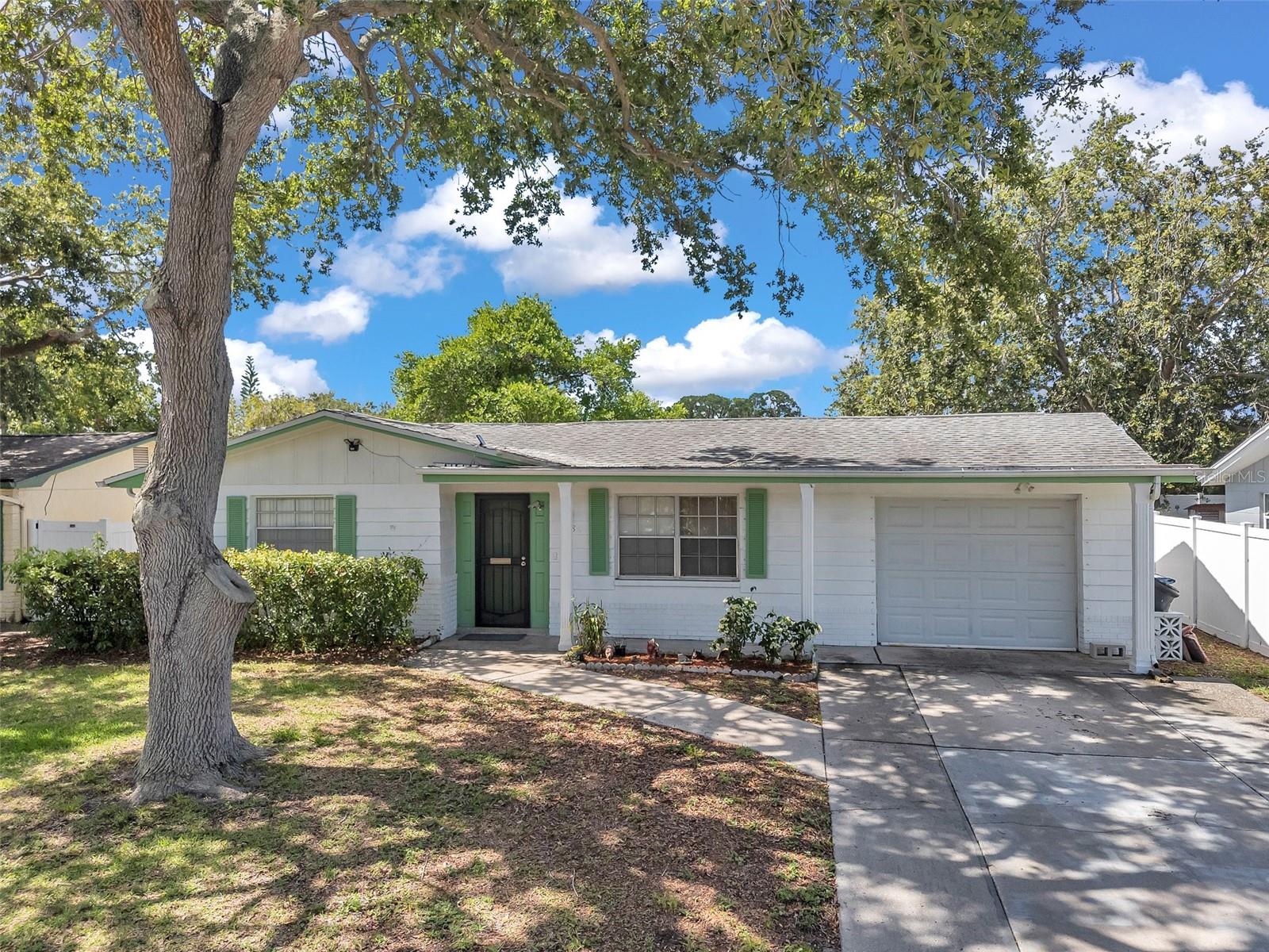 3118 LLOYD DR, HOLIDAY, FL, 34691