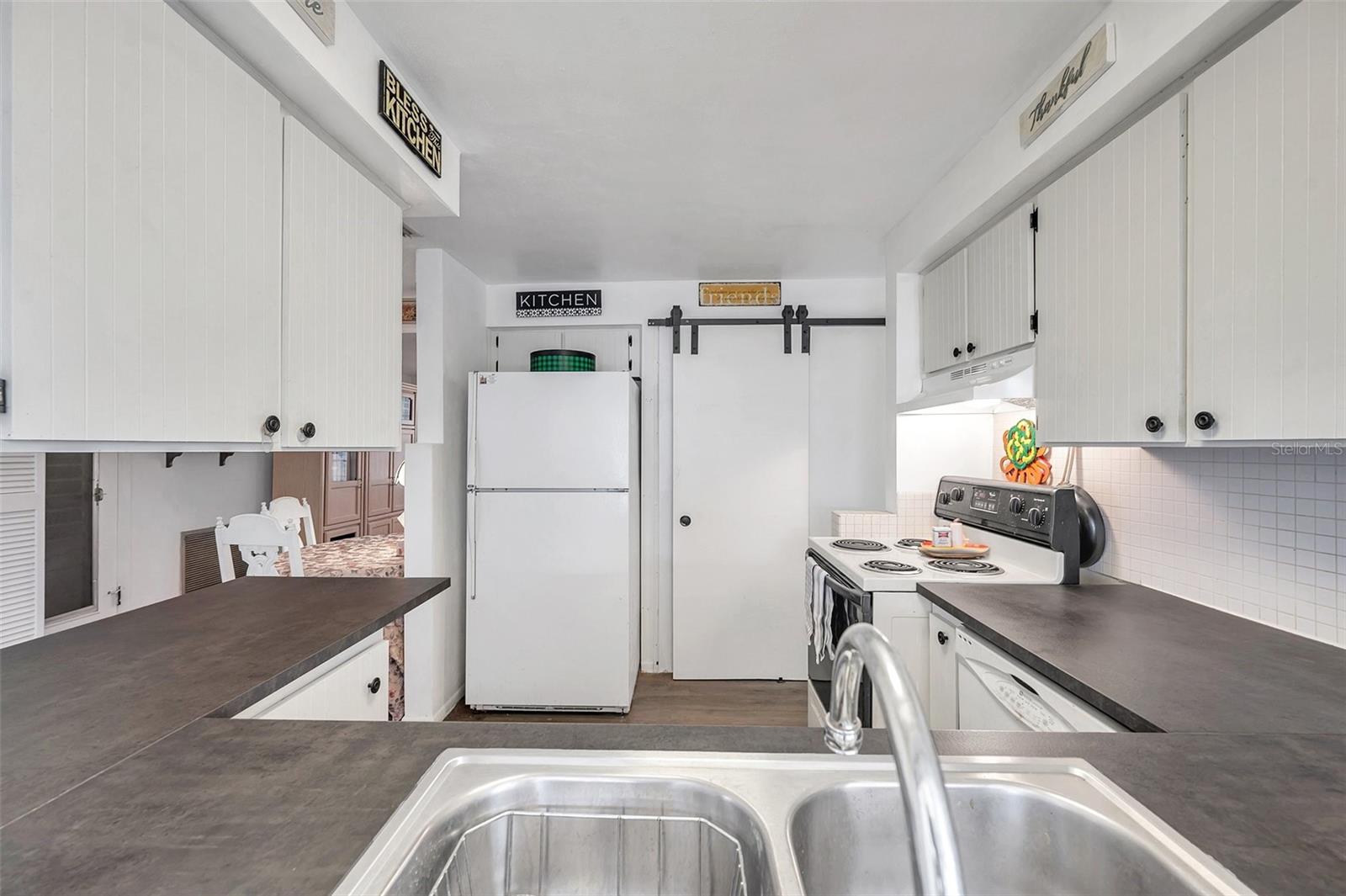 3118 LLOYD DR, HOLIDAY, FL, 34691