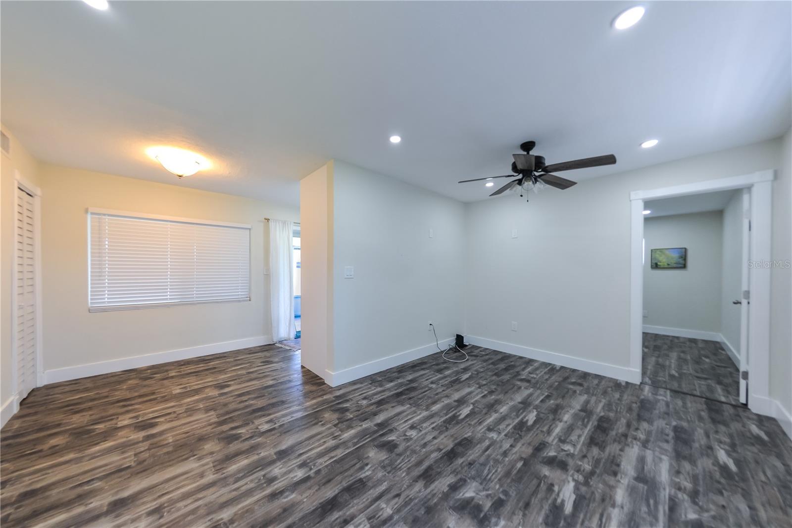 700 FLORAL LN, PORT CHARLOTTE, FL, 33952