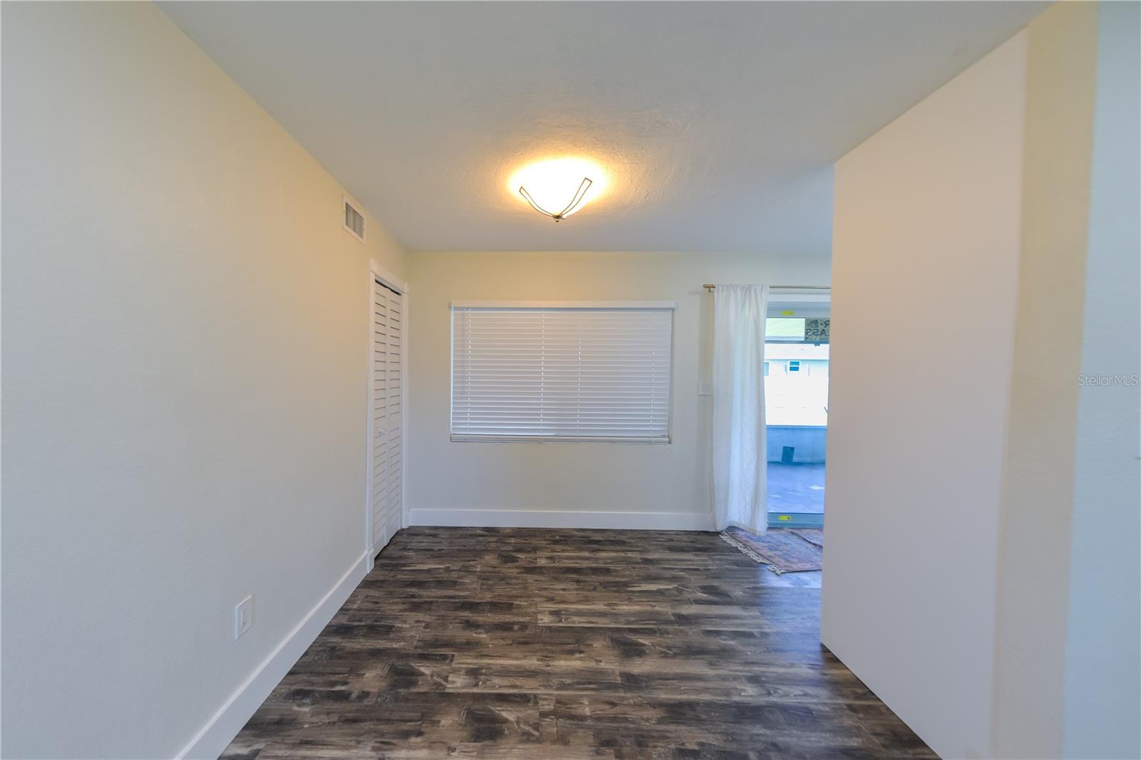 700 FLORAL LN, PORT CHARLOTTE, FL, 33952