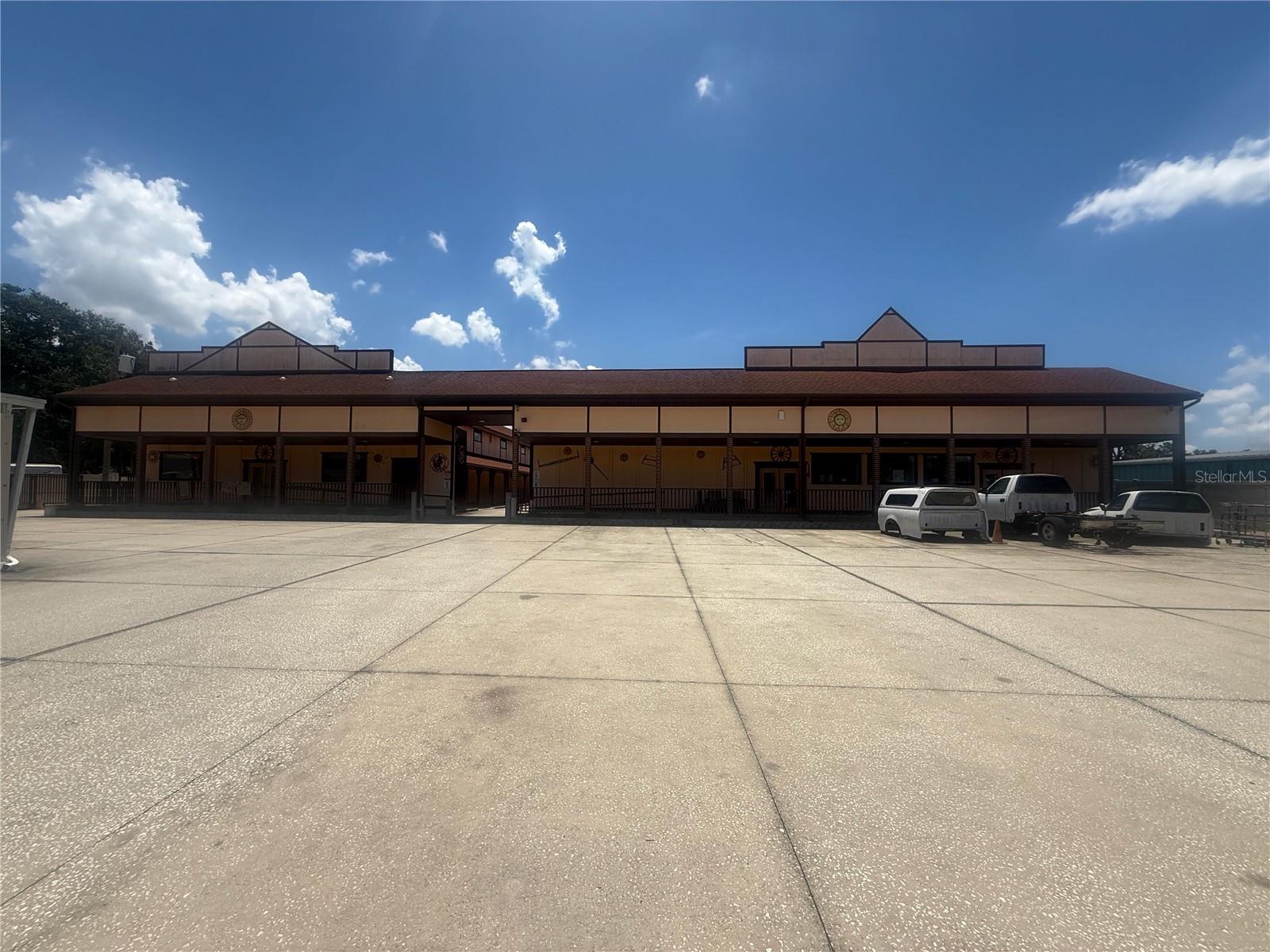 13309 E US 92 HWY, DOVER, FL, 33527