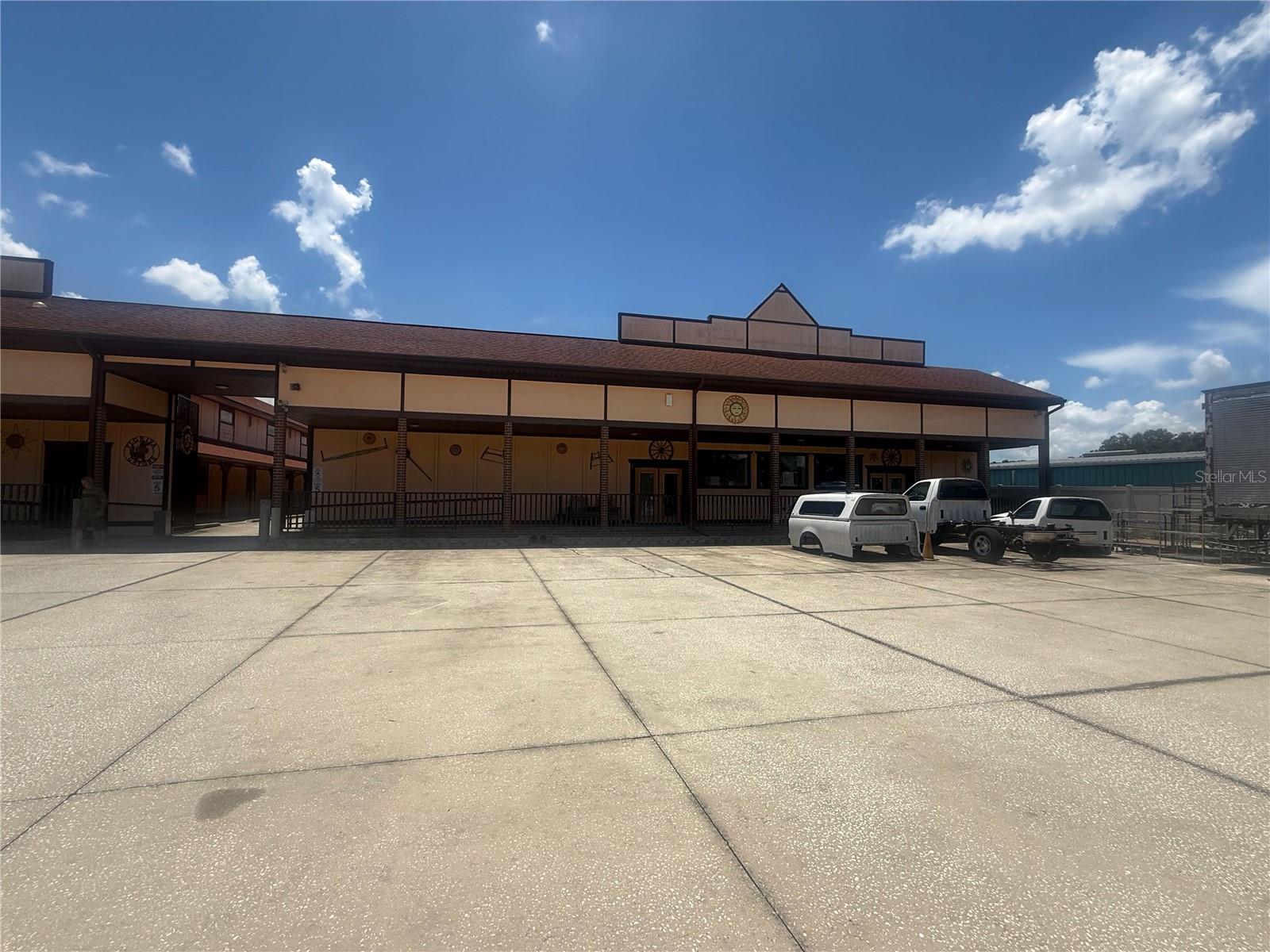 13309 E US 92 HWY, DOVER, FL, 33527