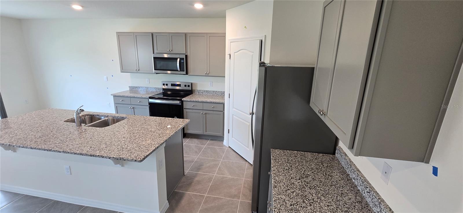 2736 GENTLE RAIN DR, DAVENPORT, FL, 33837