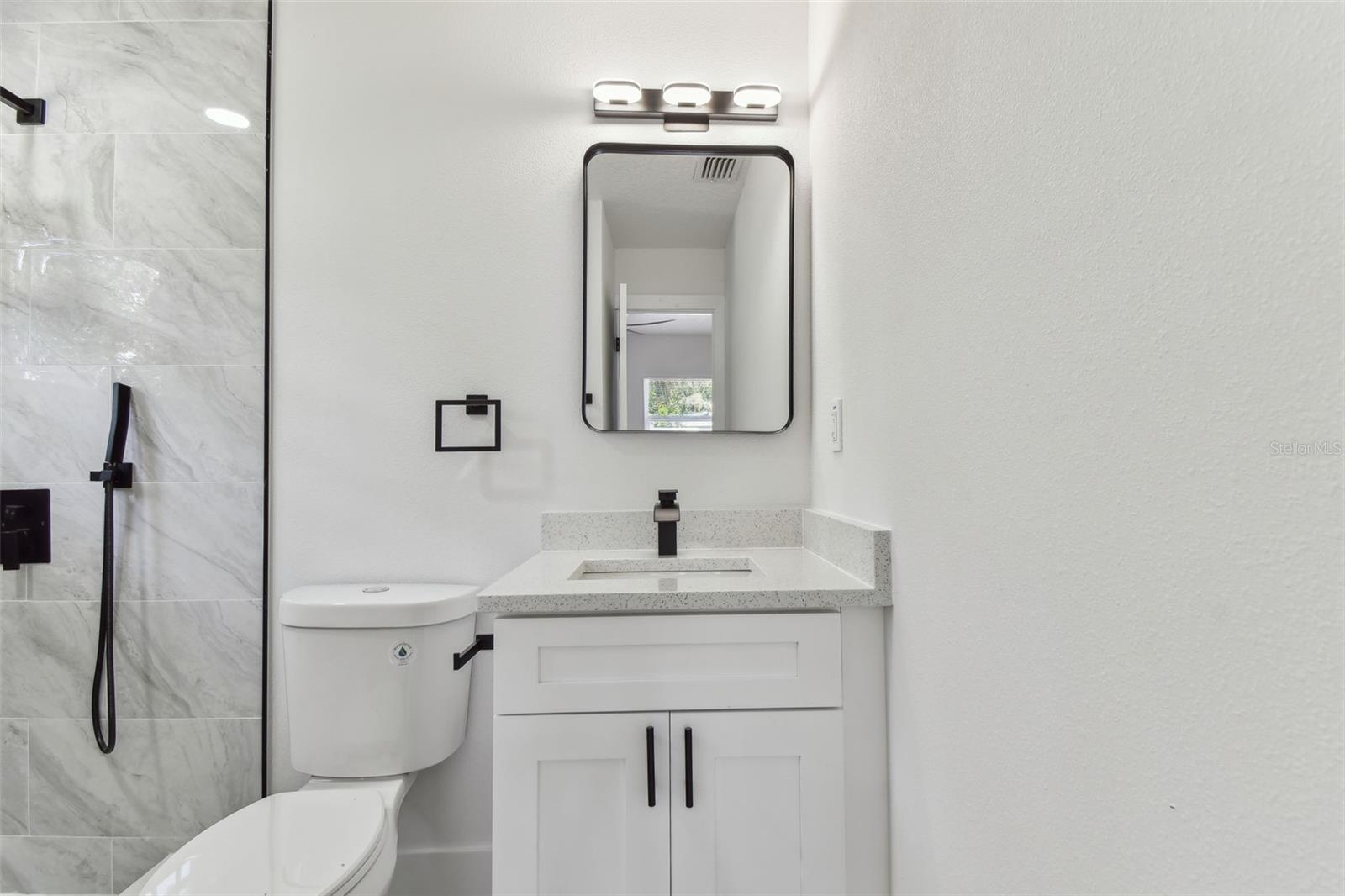 7704 TANGLEWOOD LN, TAMPA, FL, 33615