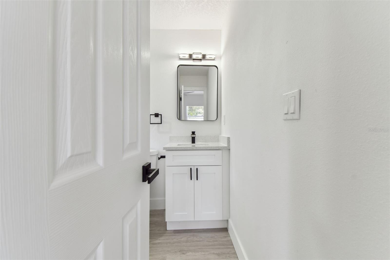 7704 TANGLEWOOD LN, TAMPA, FL, 33615