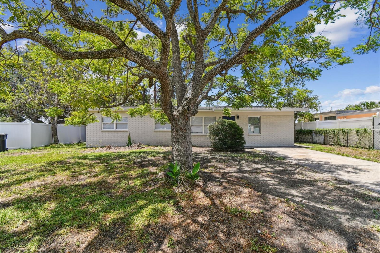 7704 TANGLEWOOD LN, TAMPA, FL, 33615