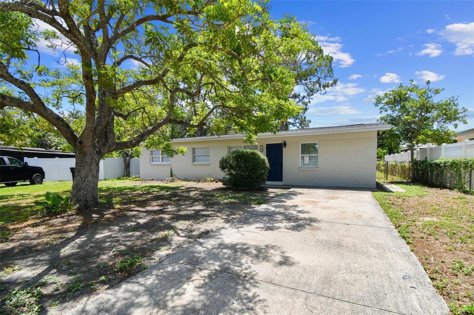 7704 TANGLEWOOD LN, TAMPA, FL, 33615