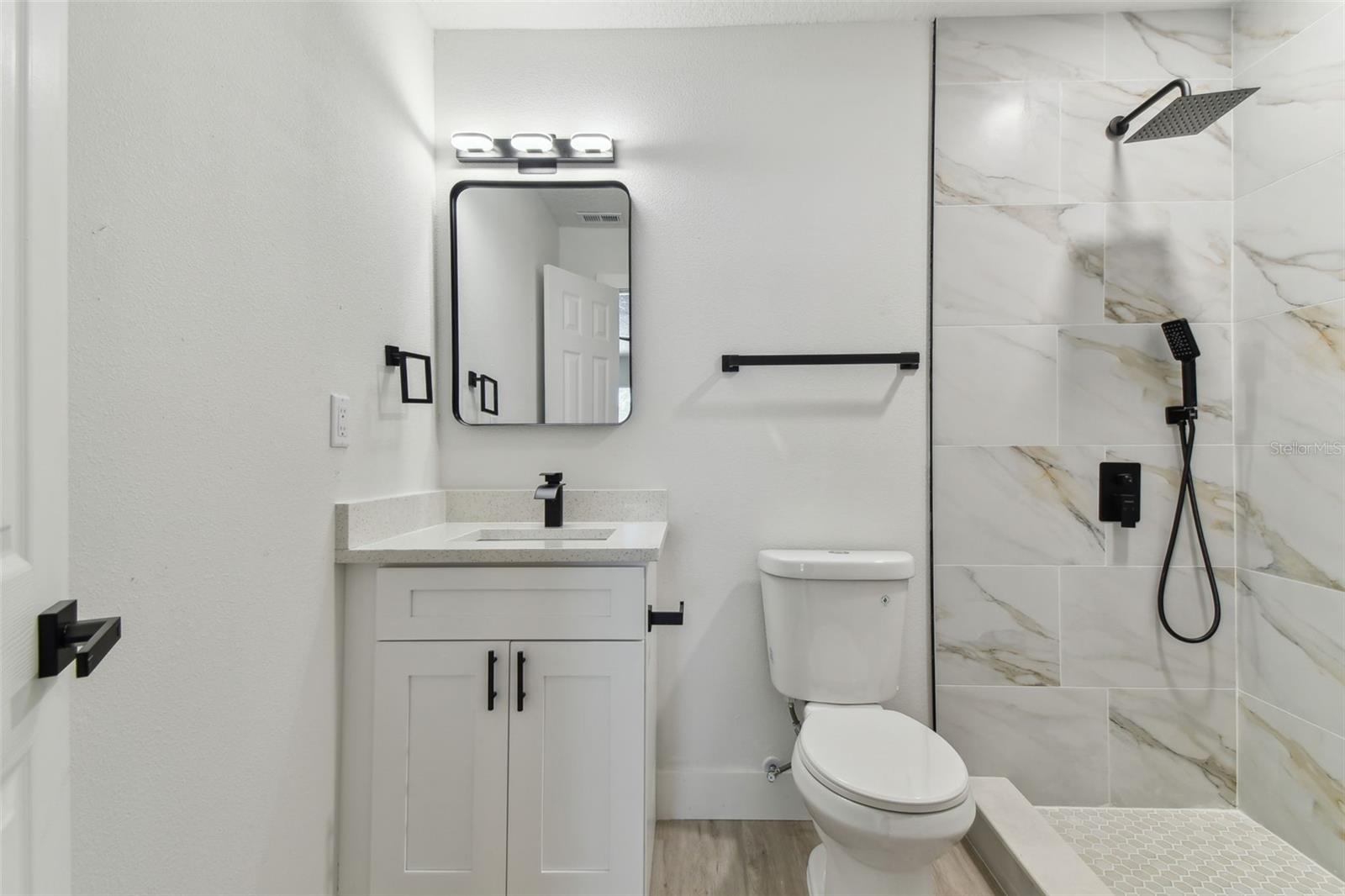 7704 TANGLEWOOD LN, TAMPA, FL, 33615