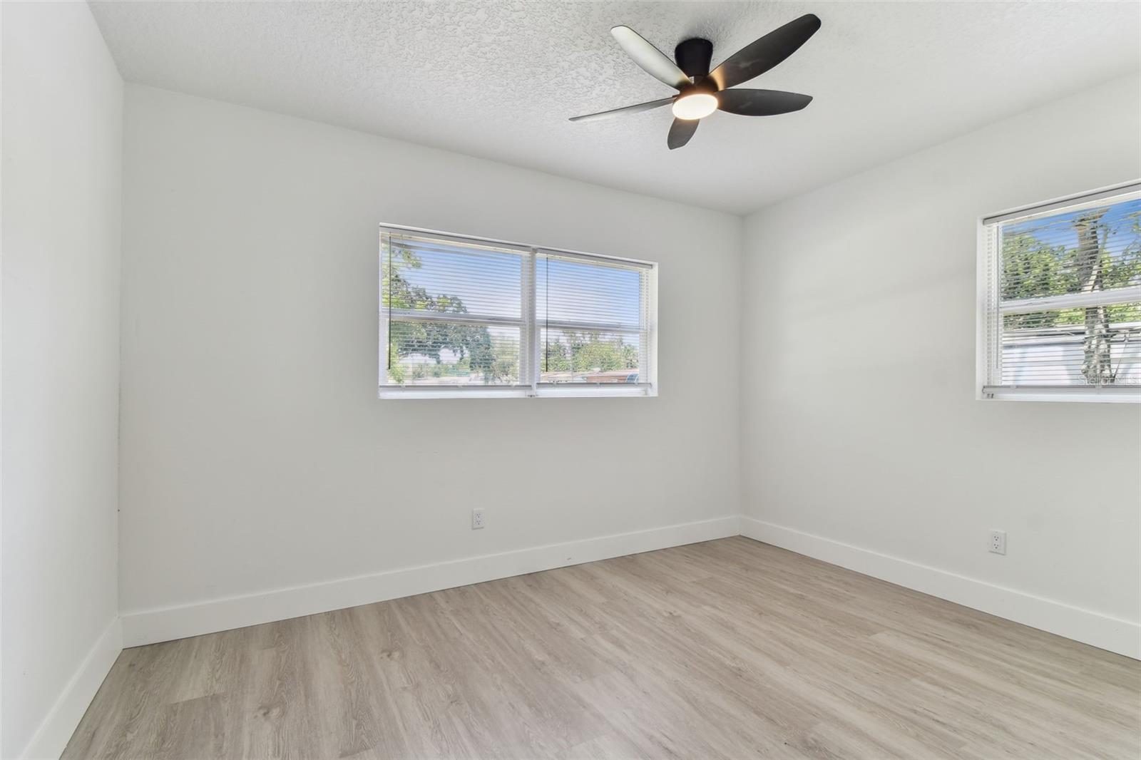 7704 TANGLEWOOD LN, TAMPA, FL, 33615